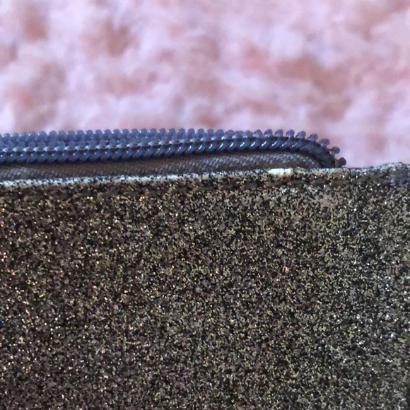 Nine West Hand Wallet/ Makeup Bag - Picture 7 of 9